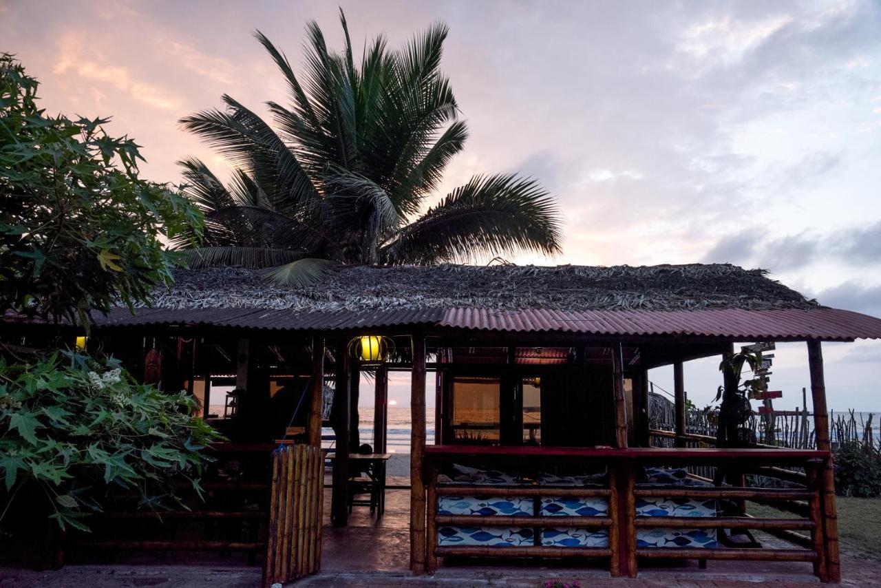 La Gondola Acomodação com café da manhã Montañita Exterior foto