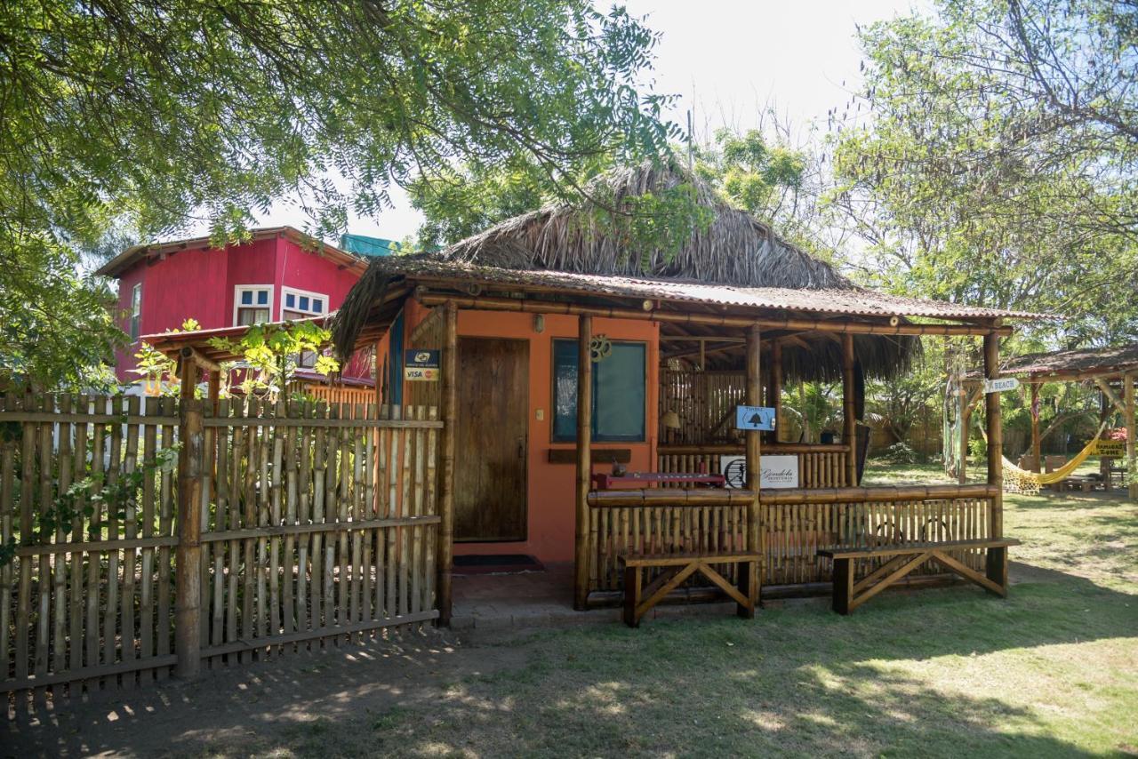 La Gondola Acomodação com café da manhã Montañita Exterior foto